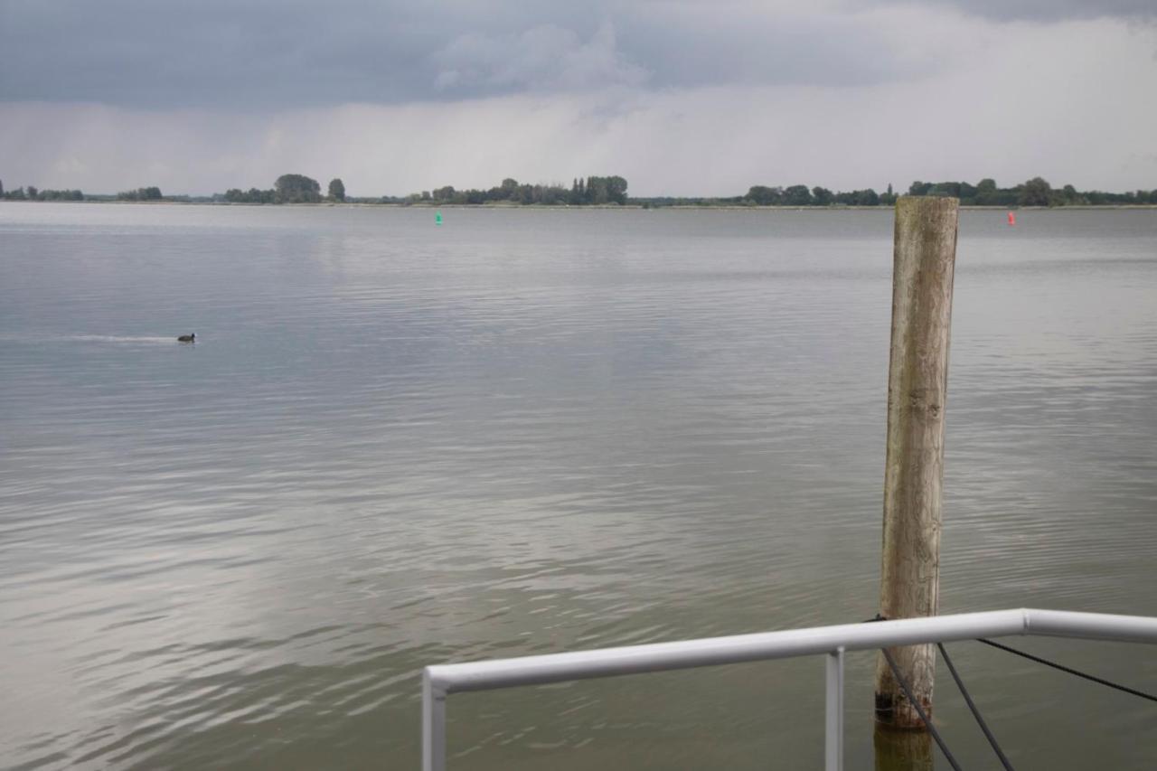 Houseboat Uitzicht Over Veluwemeer, Natuurlokatie, Prachtige Vergezichten Biddinghuizen Ngoại thất bức ảnh